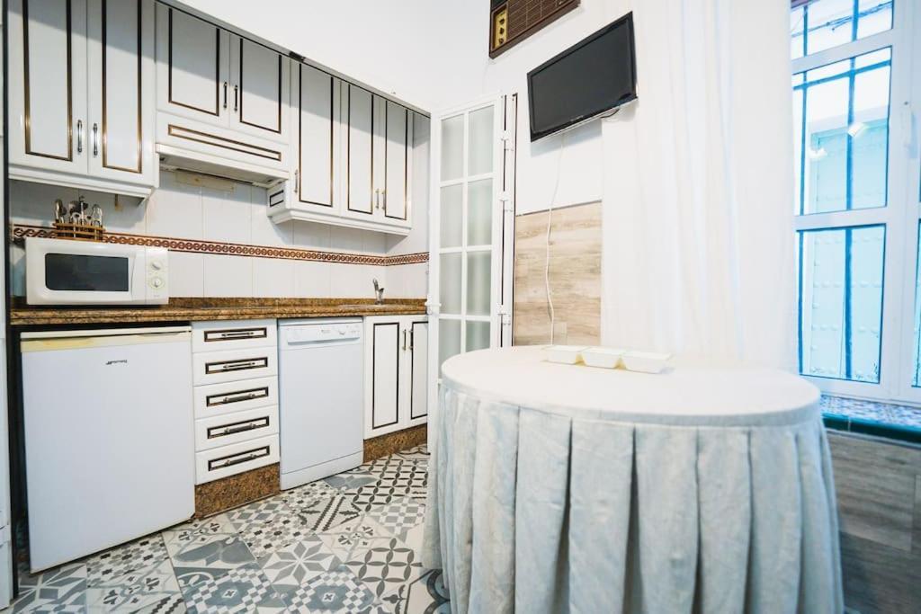 Apartamento En El Barrio De San Lorenzo, Junto A La Basilica Del Gran Poder Seville Exterior photo