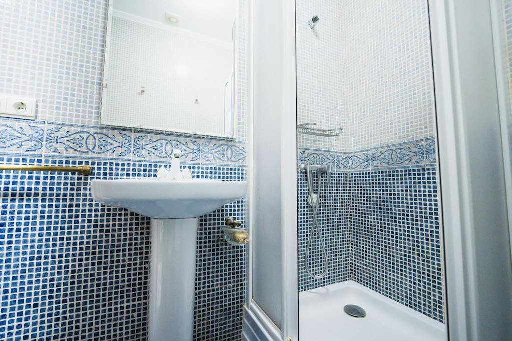 Apartamento En El Barrio De San Lorenzo, Junto A La Basilica Del Gran Poder Seville Exterior photo